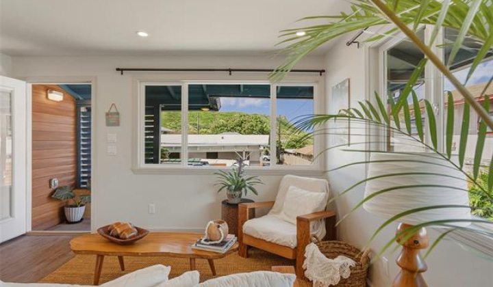 3622 A Maunalei Avenue,Honolulu,Hawaii,96816,3 Bedrooms Bedrooms,2 BathroomsBathrooms,Single family,Maunalei,19358744