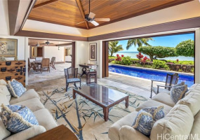 4901D Kalanianaole Highway,Honolulu,Hawaii,96821,2 ベッドルーム ベッドルーム,3 バスルームバスルーム,一戸建て,Kalanianaole,18192004