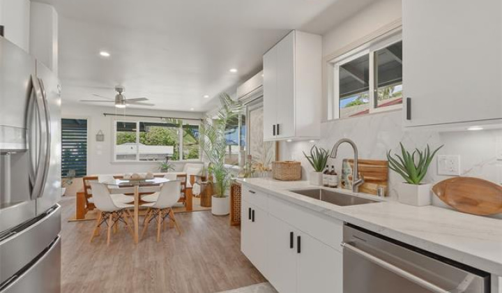 3622 A Maunalei Avenue,Honolulu,Hawaii,96816,3 Bedrooms Bedrooms,2 BathroomsBathrooms,Single family,Maunalei,19358744