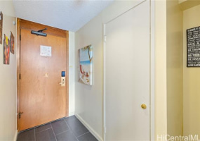 2425 Kuhio Avenue,Honolulu,Hawaii,96815,1 バスルームバスルーム,コンド / タウンハウス,Kuhio,9,18192263