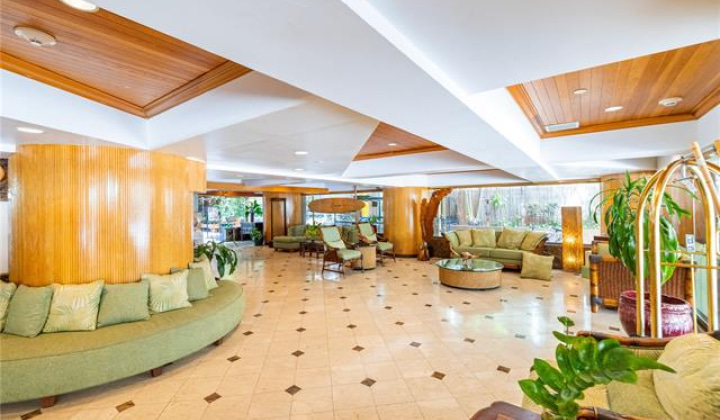 2425 Kuhio Avenue,Honolulu,Hawaii,96815,1 バスルームバスルーム,コンド / タウンハウス,Kuhio,9,18192263