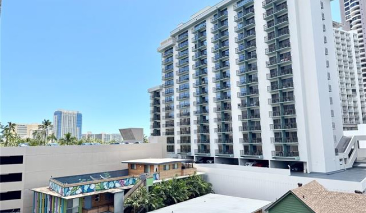 1911 Kalakaua Avenue,Honolulu,Hawaii,96815,1 Bedroom Bedrooms,1 BathroomBathrooms,Condo/Townhouse,Kalakaua,5,18641899
