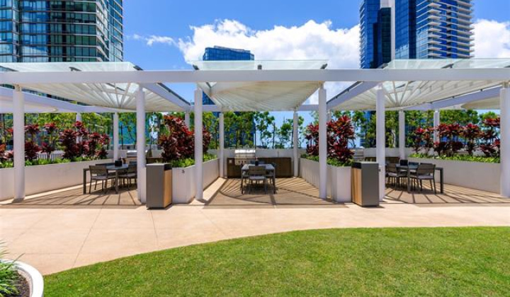 1000 Auahi Street,Honolulu,Hawaii,96814,1 Bedroom Bedrooms,1 BathroomBathrooms,Condo/Townhouse,Auahi,31,19381289
