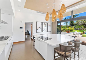 1555 Kapiolani Boulevard,Honolulu,Hawaii,96814,2 Bedrooms Bedrooms,2 BathroomsBathrooms,Condo/Townhouse,Kapiolani,22,18192474