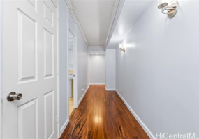 2465 Ala Wai Boulevard,Honolulu,Hawaii,96815,2 Bedrooms Bedrooms,2 BathroomsBathrooms,Condo/Townhouse,Ala Wai,4,18192969