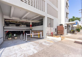 1125 Young Street,Honolulu,Hawaii,96814,1 ベッドルーム ベッドルーム,1 バスルームバスルーム,コンド / タウンハウス,Young,5,18644081