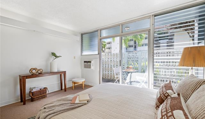 1550 Rycroft Street,Honolulu,Hawaii,96814,1 Bedroom Bedrooms,1 BathroomBathrooms,Condo/Townhouse,Rycroft,1,18194746