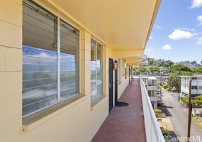 24 Hialoa Street,Honolulu,Hawaii,96817,2 Bedrooms Bedrooms,1 BathroomBathrooms,Condo/Townhouse,Hialoa,4,18195682
