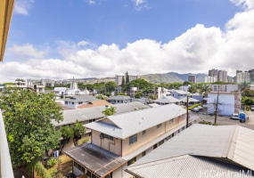 24 Hialoa Street,Honolulu,Hawaii,96817,2 Bedrooms Bedrooms,1 BathroomBathrooms,Condo/Townhouse,Hialoa,4,18195682