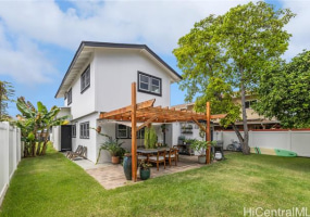 1314 Kalakaua Avenue,Honolulu,Hawaii,96826,2 Bedrooms Bedrooms,1 BathroomBathrooms,Condo/Townhouse,Kalakaua,10,17787214