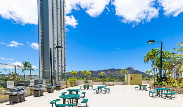 229 PAOAKALANI Avenue,Honolulu,Hawaii,96815,1 ベッドルーム ベッドルーム,1 バスルームバスルーム,コンド / タウンハウス,PAOAKALANI,37,18647324