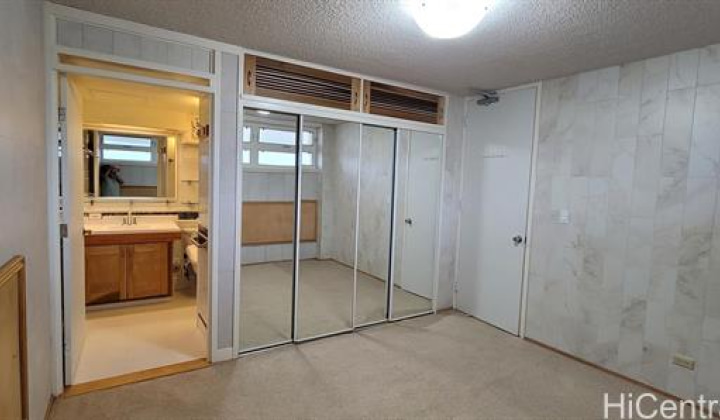 4300 Waialae Avenue,Honolulu,Hawaii,96816,2 ベッドルーム ベッドルーム,2 バスルームバスルーム,コンド / タウンハウス,Waialae,6,18647636