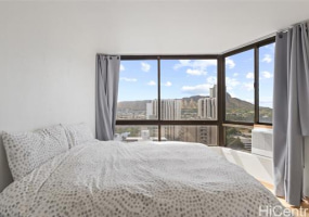 320 Liliuokalani Avenue,Honolulu,Hawaii,96815,2 ベッドルーム ベッドルーム,1 バスルームバスルーム,コンド / タウンハウス,Liliuokalani,22,18196882