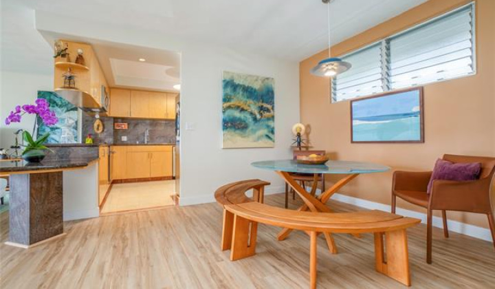 999 Wilder Avenue,Honolulu,Hawaii,96822,2 ベッドルーム ベッドルーム,2 バスルームバスルーム,コンド / タウンハウス,Wilder,5,18196904