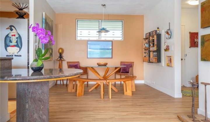 999 Wilder Avenue,Honolulu,Hawaii,96822,2 ベッドルーム ベッドルーム,2 バスルームバスルーム,コンド / タウンハウス,Wilder,5,18196904
