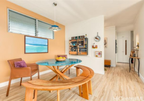 999 Wilder Avenue,Honolulu,Hawaii,96822,2 ベッドルーム ベッドルーム,2 バスルームバスルーム,コンド / タウンハウス,Wilder,5,18196904