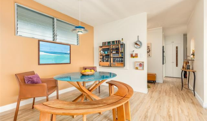 999 Wilder Avenue,Honolulu,Hawaii,96822,2 ベッドルーム ベッドルーム,2 バスルームバスルーム,コンド / タウンハウス,Wilder,5,18196904