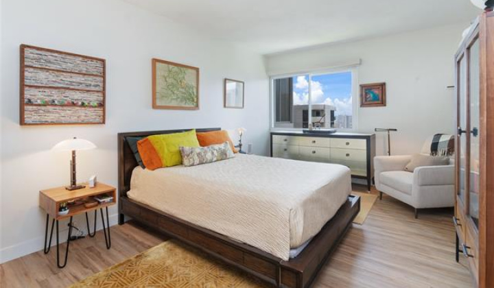 999 Wilder Avenue,Honolulu,Hawaii,96822,2 ベッドルーム ベッドルーム,2 バスルームバスルーム,コンド / タウンハウス,Wilder,5,18196904
