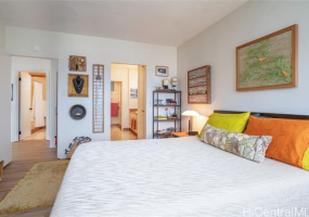 999 Wilder Avenue,Honolulu,Hawaii,96822,2 ベッドルーム ベッドルーム,2 バスルームバスルーム,コンド / タウンハウス,Wilder,5,18196904