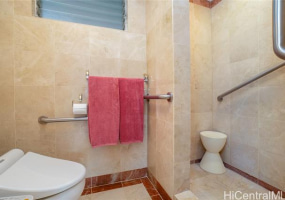 999 Wilder Avenue,Honolulu,Hawaii,96822,2 ベッドルーム ベッドルーム,2 バスルームバスルーム,コンド / タウンハウス,Wilder,5,18196904