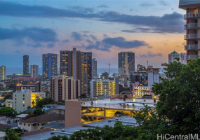 999 Wilder Avenue,Honolulu,Hawaii,96822,2 ベッドルーム ベッドルーム,2 バスルームバスルーム,コンド / タウンハウス,Wilder,5,18196904