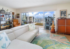 999 Wilder Avenue,Honolulu,Hawaii,96822,2 ベッドルーム ベッドルーム,2 バスルームバスルーム,コンド / タウンハウス,Wilder,5,18196904