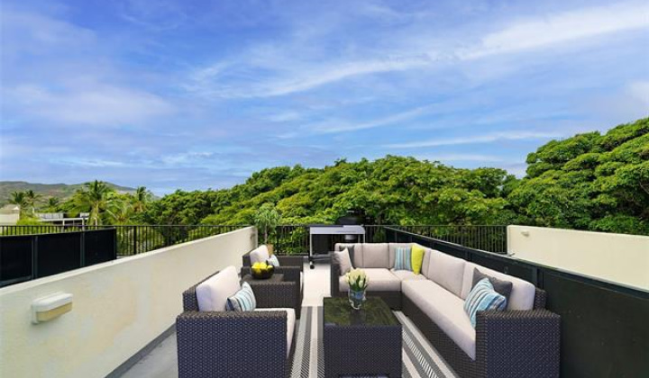 1020 Aoloa Place,Kailua,Hawaii,96734,3 Bedrooms Bedrooms,2 BathroomsBathrooms,Condo/Townhouse,Aoloa,3,18196989