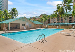 1070 Ala Napunani Street,Honolulu,Hawaii,96818,3 ベッドルーム ベッドルーム,2 バスルームバスルーム,コンド / タウンハウス,Ala Napunani,2,18648440