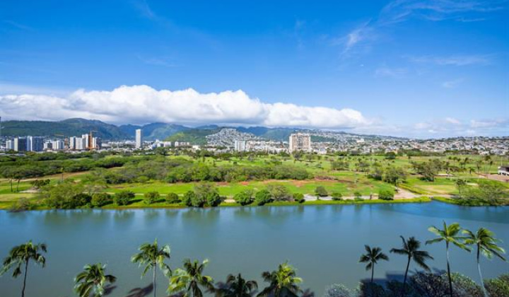 2421 Ala Wai Boulevard,Honolulu,Hawaii,96815,2 ベッドルーム ベッドルーム,2 バスルームバスルーム,コンド / タウンハウス,Ala Wai,12,19366451