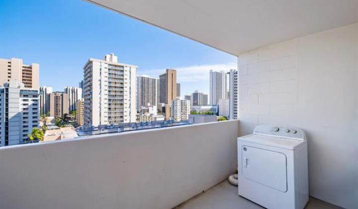 2421 Ala Wai Boulevard,Honolulu,Hawaii,96815,2 ベッドルーム ベッドルーム,2 バスルームバスルーム,コンド / タウンハウス,Ala Wai,12,19366461