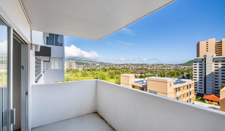 2421 Ala Wai Boulevard,Honolulu,Hawaii,96815,2 ベッドルーム ベッドルーム,2 バスルームバスルーム,コンド / タウンハウス,Ala Wai,12,19366461
