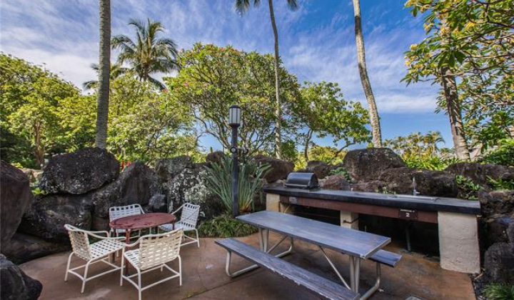 501 Hahaione Street,Honolulu,Hawaii,96825,2 ベッドルーム ベッドルーム,2 バスルームバスルーム,コンド / タウンハウス,Hahaione,6,19367712