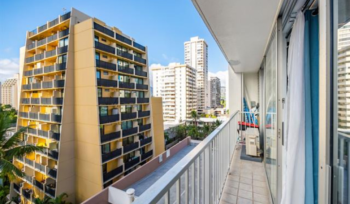 2427 Kuhio Avenue,Honolulu,Hawaii,96815,1 バスルームバスルーム,コンド / タウンハウス,Kuhio,8,19368456