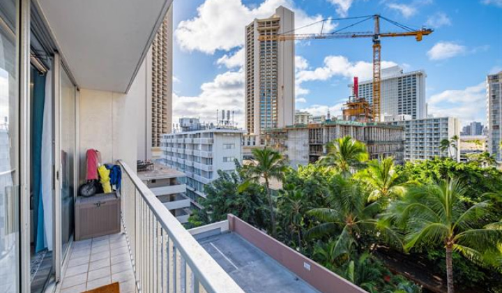2427 Kuhio Avenue,Honolulu,Hawaii,96815,1 バスルームバスルーム,コンド / タウンハウス,Kuhio,8,19368456