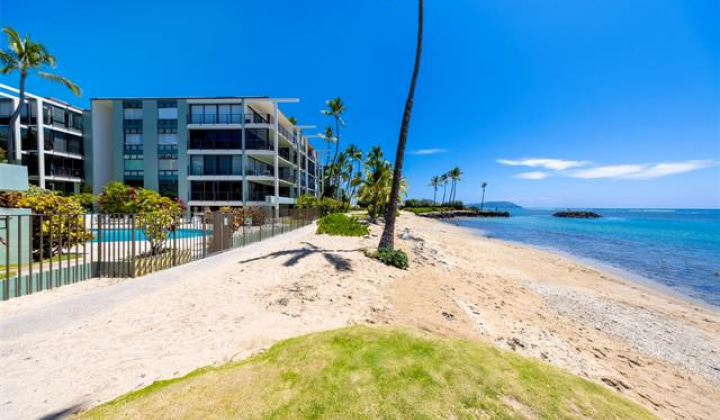 4999 Kahala Avenue,Honolulu,Hawaii,96816,2 ベッドルーム ベッドルーム,2 バスルームバスルーム,コンド / タウンハウス,Kahala,3,18650020