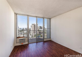 2121 Algaroba Street,Honolulu,Hawaii,96826,1 ベッドルーム ベッドルーム,1 バスルームバスルーム,コンド / タウンハウス,Algaroba,16,18200439