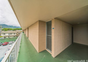 1720 Huna Street,Honolulu,Hawaii,96817,3 Bedrooms Bedrooms,2 BathroomsBathrooms,Condo/Townhouse,Huna,5,18200532