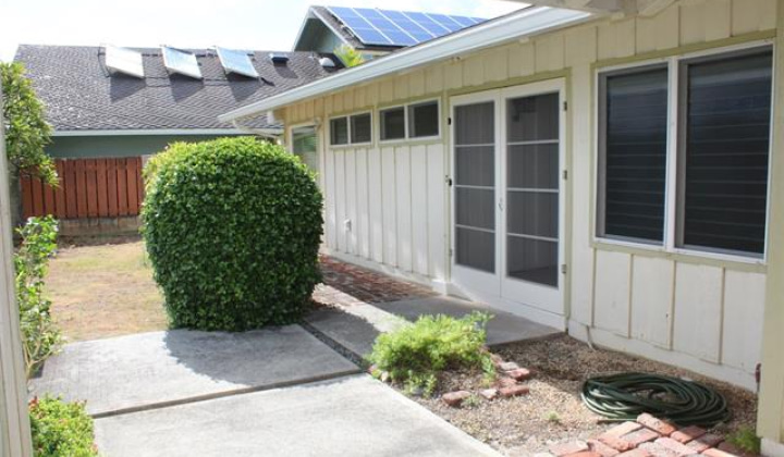 737 Kokomo Place,Honolulu,Hawaii,96825,4 Bedrooms Bedrooms,2 BathroomsBathrooms,Single family,Kokomo,18200871