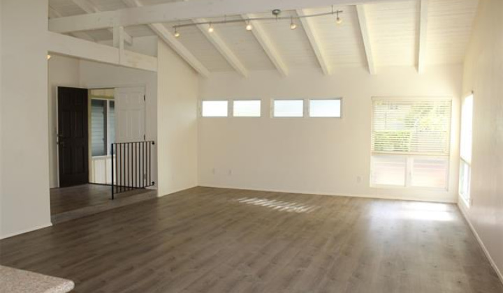 737 Kokomo Place,Honolulu,Hawaii,96825,4 Bedrooms Bedrooms,2 BathroomsBathrooms,Single family,Kokomo,18200871