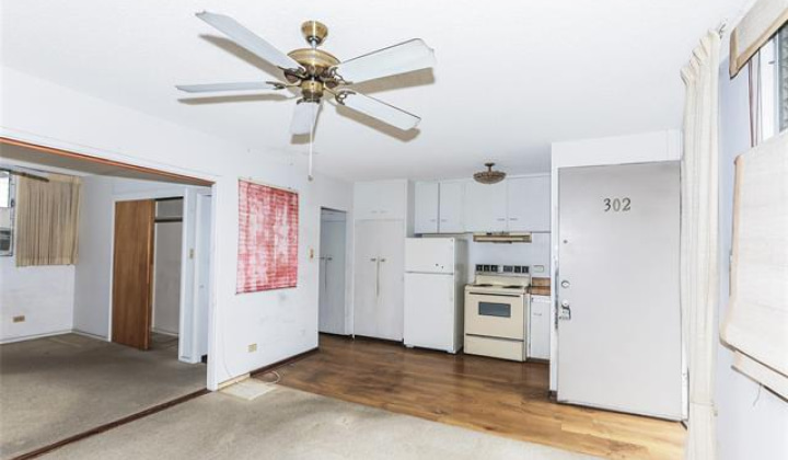 1525 Pensacola Street,Honolulu,Hawaii,96822,1 ベッドルーム ベッドルーム,1 バスルームバスルーム,コンド / タウンハウス,Pensacola,3,19370126