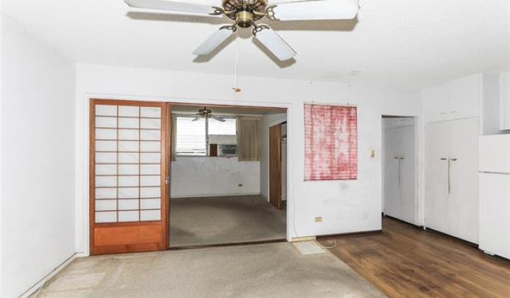 1525 Pensacola Street,Honolulu,Hawaii,96822,1 ベッドルーム ベッドルーム,1 バスルームバスルーム,コンド / タウンハウス,Pensacola,3,19370126