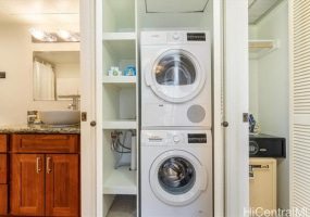 1088 Bishop Street,Honolulu,Hawaii,96813,1 ベッドルーム ベッドルーム,1 バスルームバスルーム,コンド / タウンハウス,Bishop,37,18201187