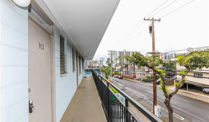 1525 Pensacola Street,Honolulu,Hawaii,96822,1 ベッドルーム ベッドルーム,1 バスルームバスルーム,コンド / タウンハウス,Pensacola,3,19370126