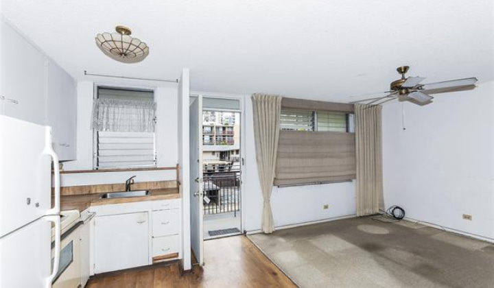1525 Pensacola Street,Honolulu,Hawaii,96822,1 ベッドルーム ベッドルーム,1 バスルームバスルーム,コンド / タウンハウス,Pensacola,3,19370126