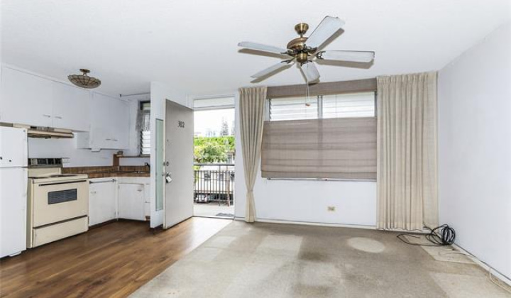 1525 Pensacola Street,Honolulu,Hawaii,96822,1 ベッドルーム ベッドルーム,1 バスルームバスルーム,コンド / タウンハウス,Pensacola,3,19370126