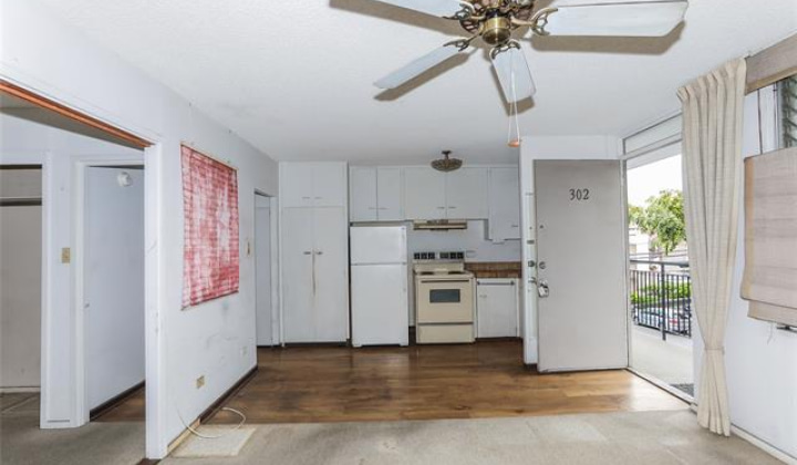 1525 Pensacola Street,Honolulu,Hawaii,96822,1 ベッドルーム ベッドルーム,1 バスルームバスルーム,コンド / タウンハウス,Pensacola,3,19370126