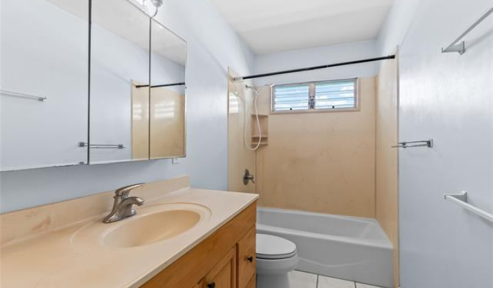 3261 Paliuli Street,Honolulu,Hawaii,96816,6 Bedrooms Bedrooms,3 BathroomsBathrooms,Single family,Paliuli,19370204
