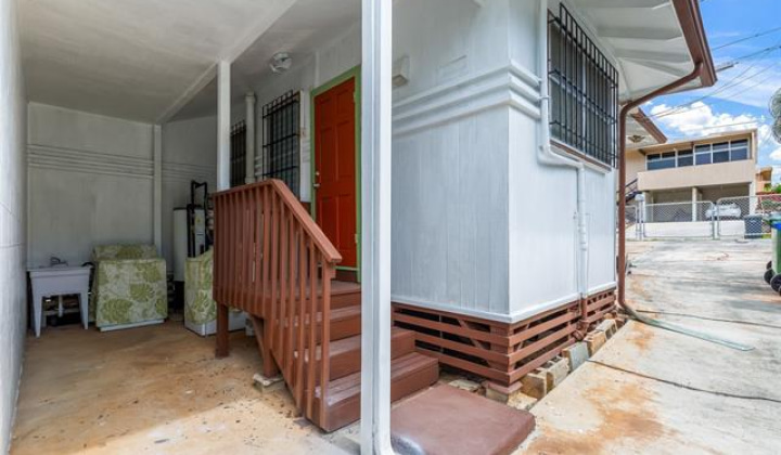 3261 Paliuli Street,Honolulu,Hawaii,96816,6 Bedrooms Bedrooms,3 BathroomsBathrooms,Single family,Paliuli,19370204