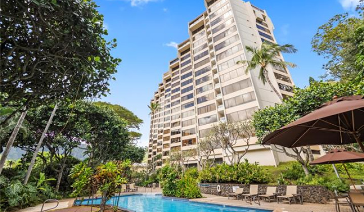 555 Hahaione Street,Honolulu,Hawaii,96825,1 Bedroom Bedrooms,2 BathroomsBathrooms,Condo/Townhouse,Hahaione,12,19370205