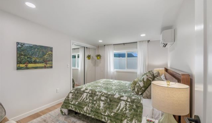 990 Apokula Place,Kailua,Hawaii,96734,4 ベッドルーム ベッドルーム,2 バスルームバスルーム,一戸建て,Apokula,18201405